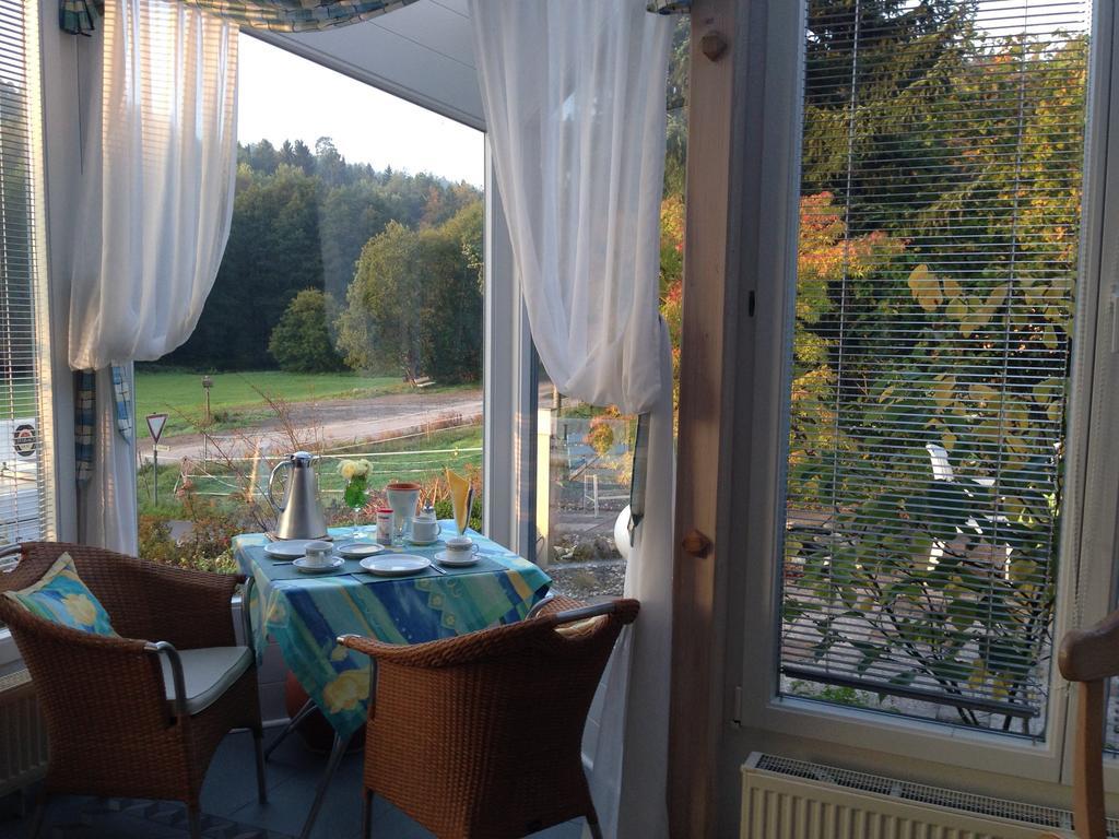 Pension-Ferienwohnung Liesbachtal Direkt Am Waldrand Bayerische Rhoen Schonau an der Brend Екстер'єр фото